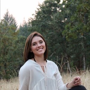 Meet your Posher, Devyn